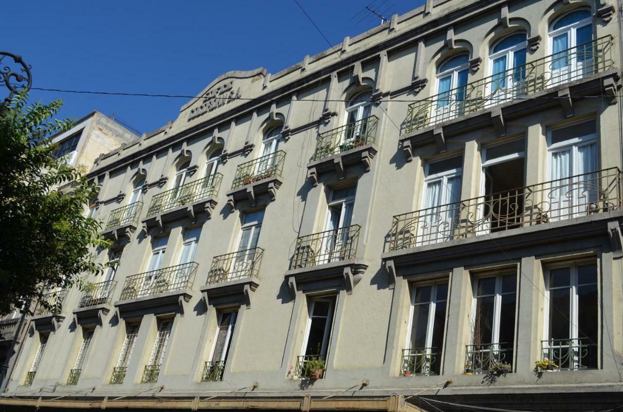 Bonita habitación en departamento compartido a dos calles del Zócalo CDMX Cidade do México Exterior foto